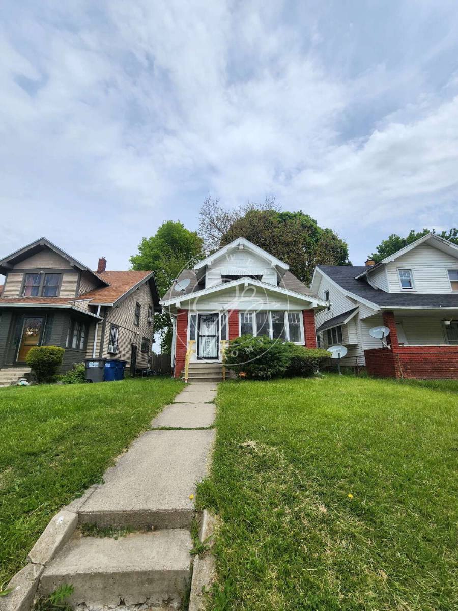 House for rent at 1354 Goodale Ave, Toledo, OH 43606