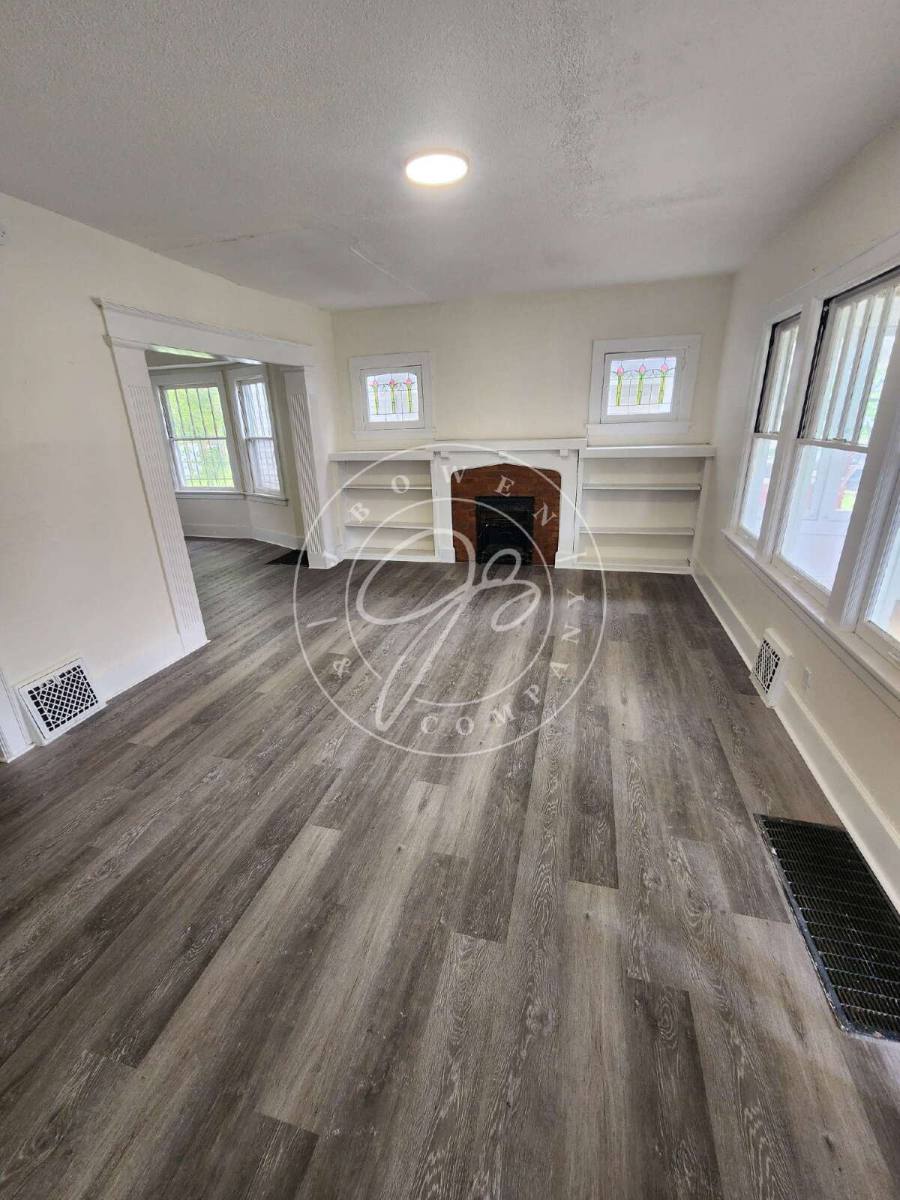 House for rent at 1354 Goodale Ave, Toledo, OH 43606