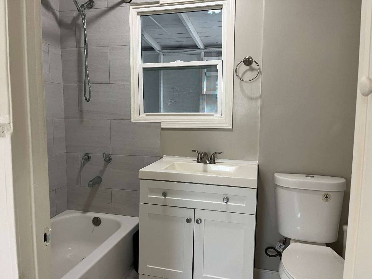 Townhouse for rent at 3610 44th St, San Diego, CA 92105