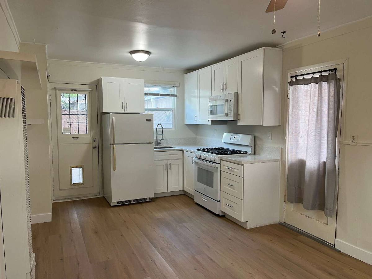 Townhouse for rent at 3610 44th St, San Diego, CA 92105