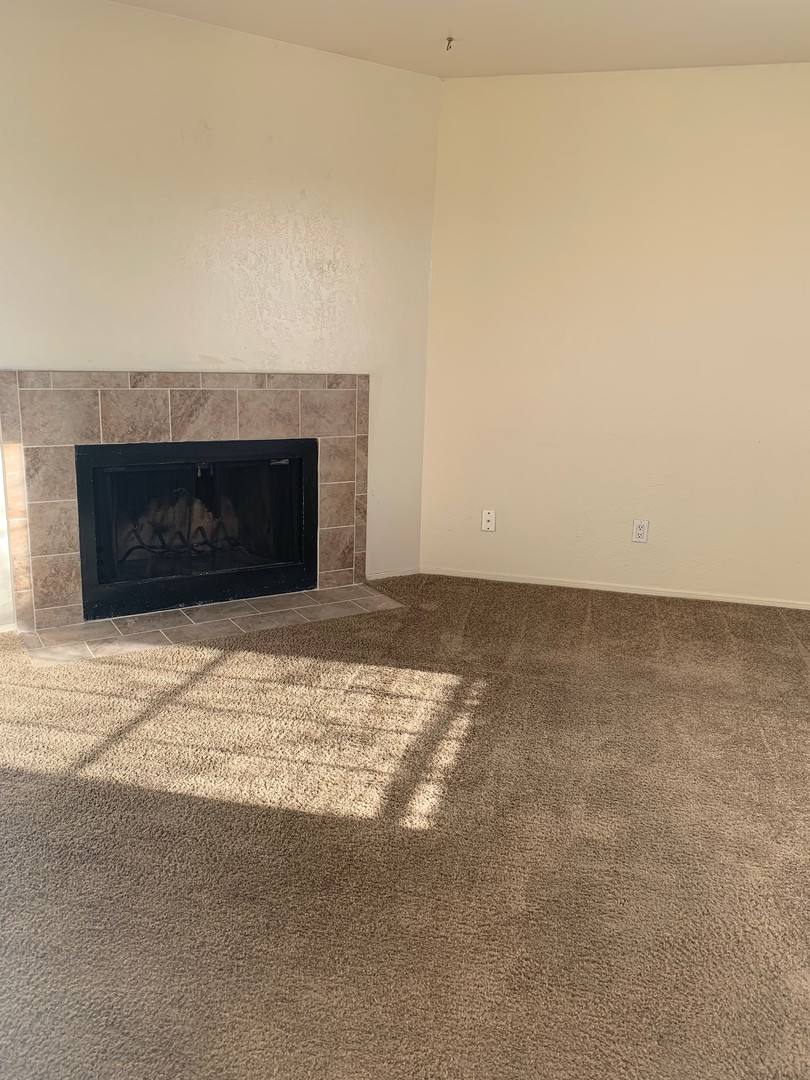 Apartment for rent at 1011 Meadowlark Court, Rio Rancho, NM 87124