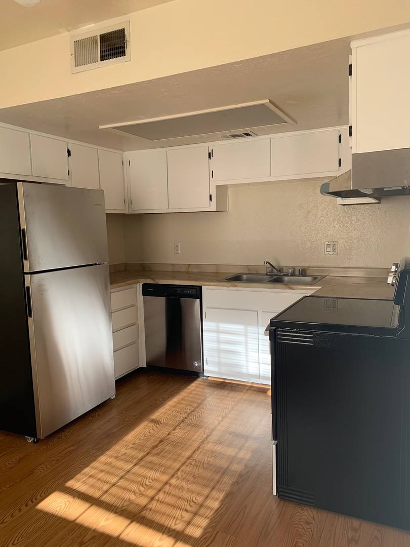 Apartment for rent at 1011 Meadowlark Court, Rio Rancho, NM 87124