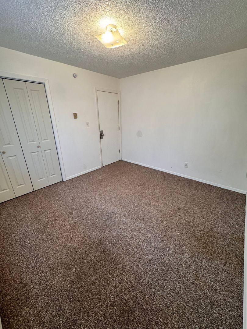 Apartment for rent at 415 4th St, Charleston, IL 61920