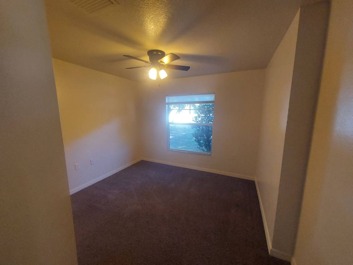 House for rent at 21 Dogwood Dr Pass, Ocala, FL 34472
