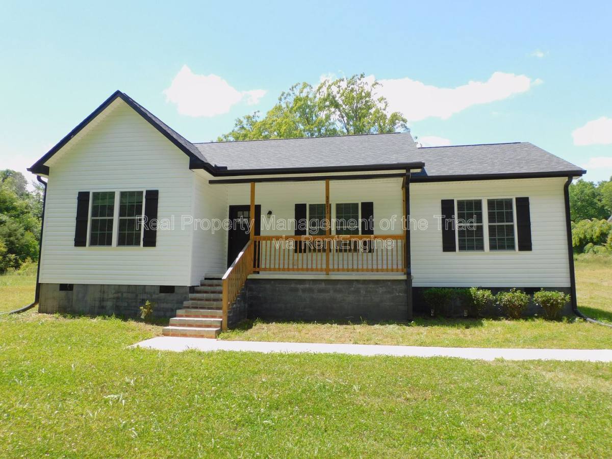 House for rent at 3773 Hinshaw Country Rd, Liberty, NC 27298