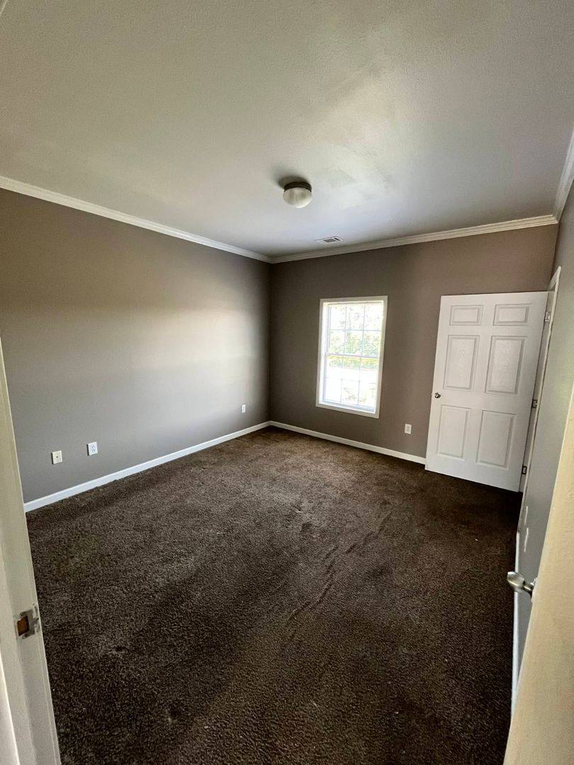 Apartment for rent at 914 Holliston Mills, Church Hill, TN 37642