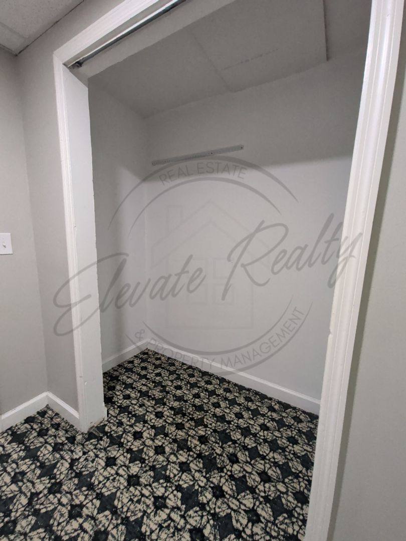Apartment for rent at 250 McGavock Pike, Nashville, TN 37214