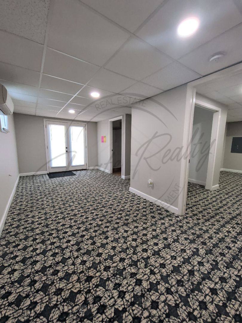 Apartment for rent at 250 McGavock Pike, Nashville, TN 37214