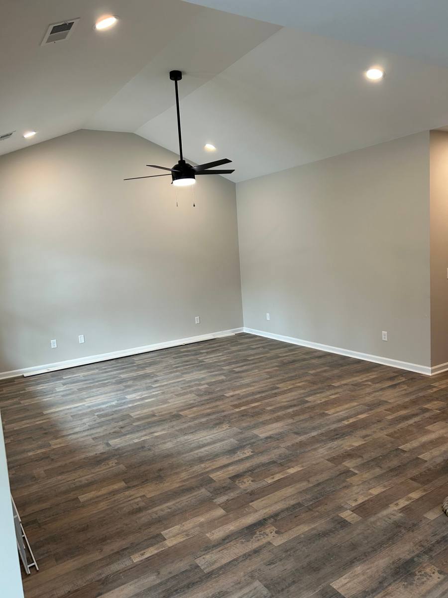 Apartment for rent at 12 Pine St, Sumter, SC 29150