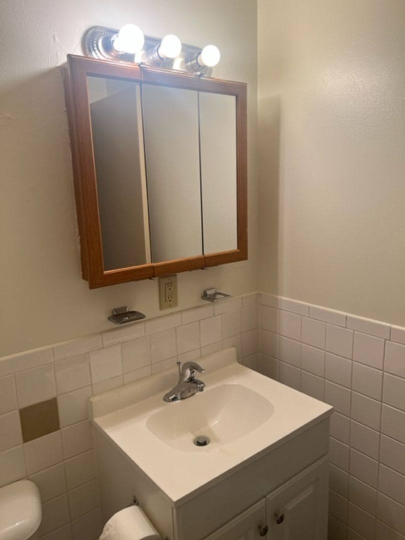 Apartment for rent at 251-277 W Walnut Ave, Painesville, OH 44077