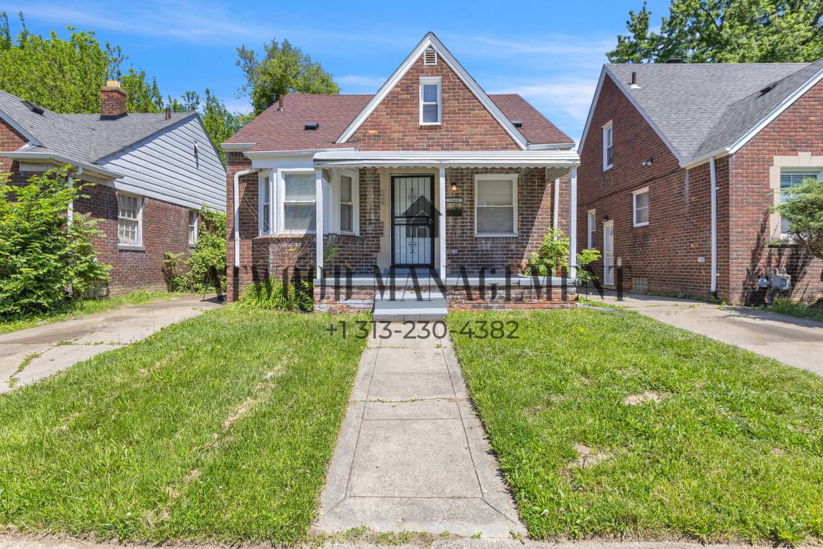 House for rent at 13669 Pfent St, Detroit, MI 48205