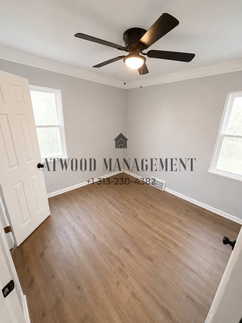 House for rent at 13669 Pfent St, Detroit, MI 48205