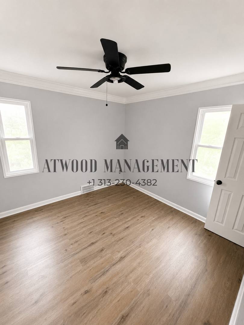 House for rent at 13669 Pfent St, Detroit, MI 48205