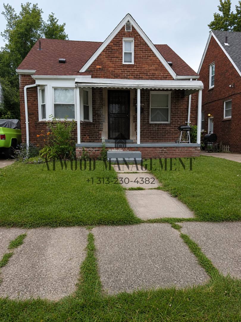 House for rent at 13669 Pfent St, Detroit, MI 48205
