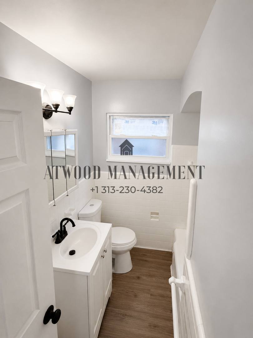 House for rent at 13669 Pfent St, Detroit, MI 48205