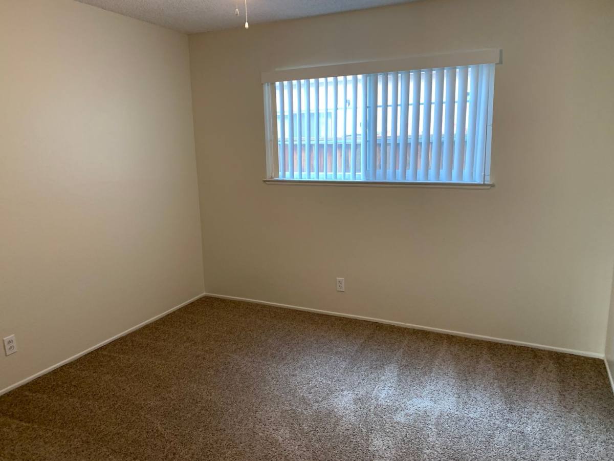 Apartment for rent at 1089 Oakmont Dr, San Jose, CA 95117