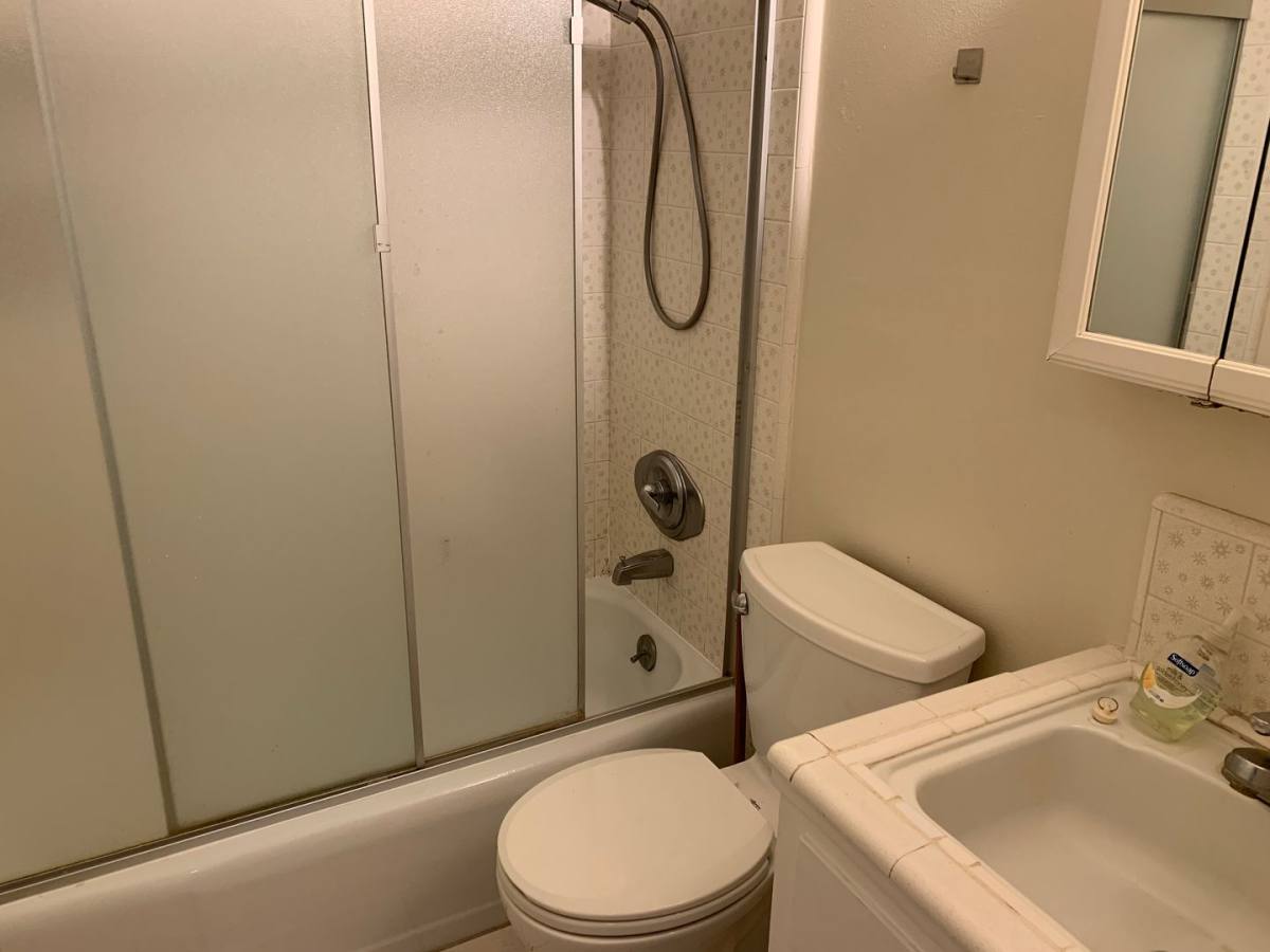 Apartment for rent at 1089 Oakmont Dr, San Jose, CA 95117