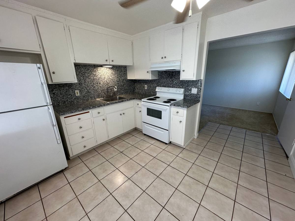 Apartment for rent at 1089 Oakmont Dr, San Jose, CA 95117