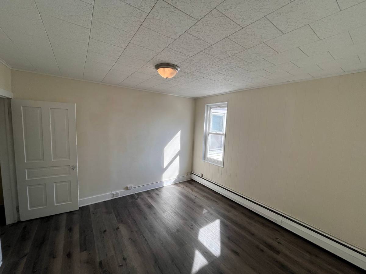 Apartment for rent at 1606-1608 Newport Ave, Northampton, PA 18067