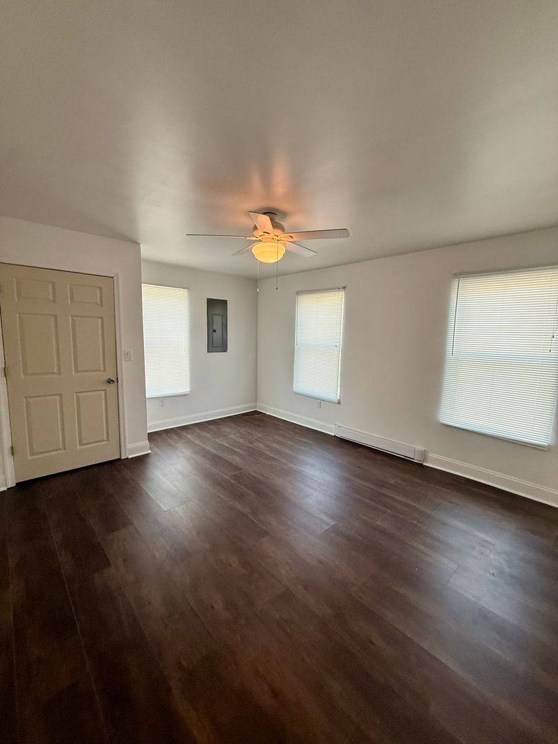 Apartment for rent at 315 Clearfield St, Bethlehem, PA 18017