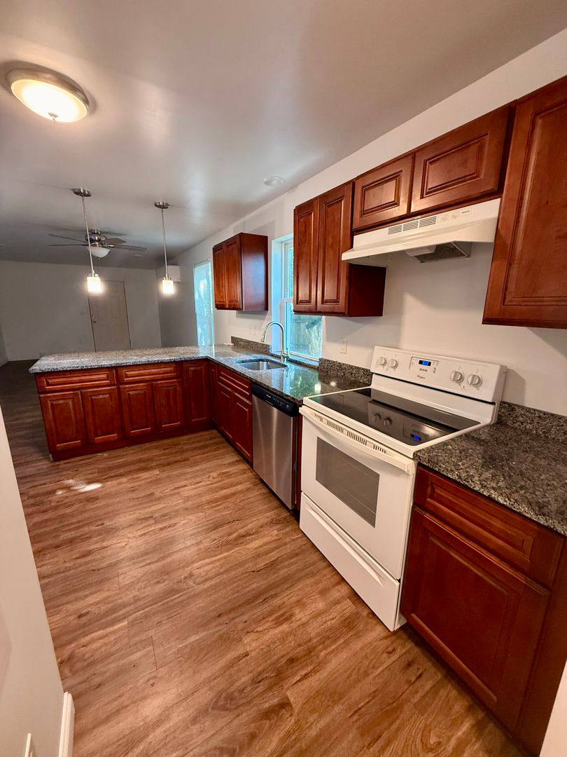 Apartment for rent at 315 Clearfield St, Bethlehem, PA 18017
