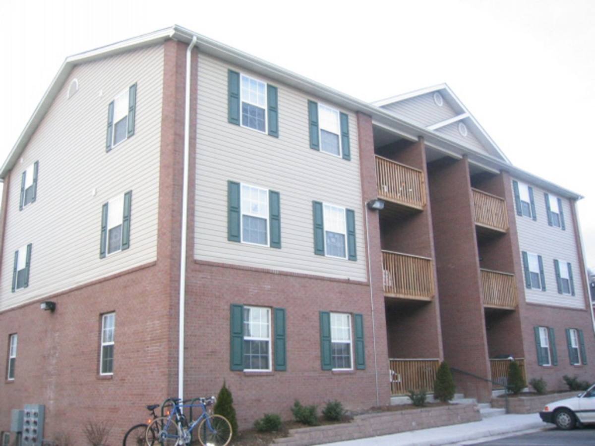 Apartment for rent at 106-B Collegiate Court, Blacksburg, VA 24060