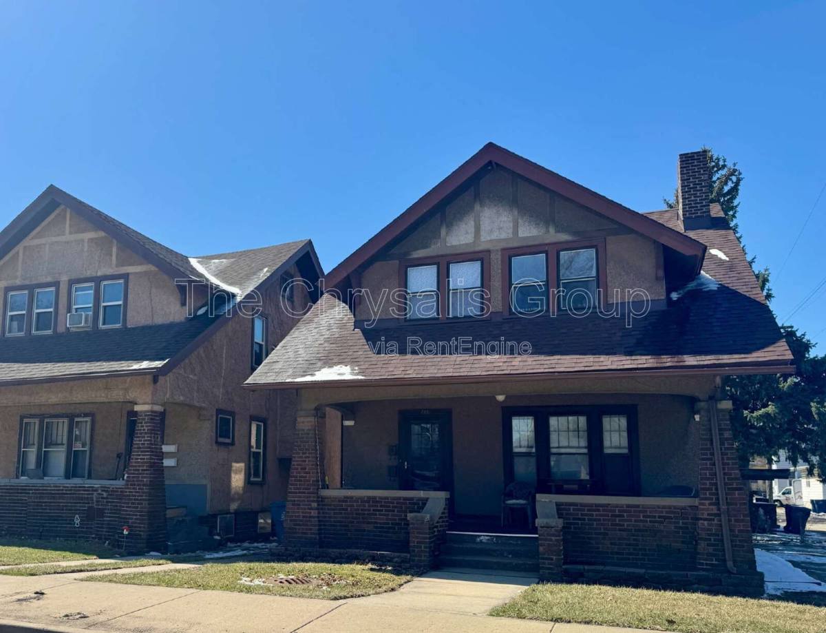 Apartment for rent at 725 Joliet St, La Salle, IL 61301