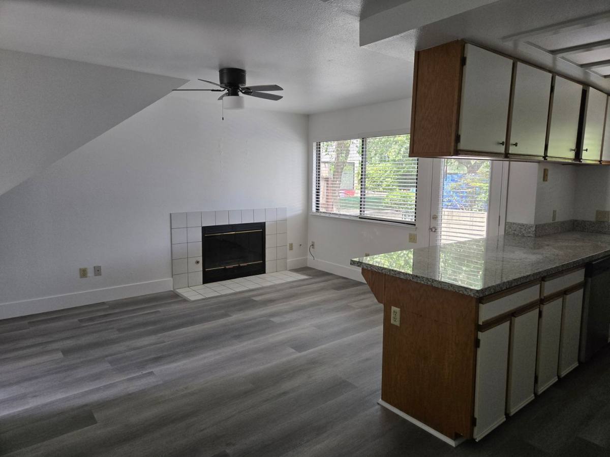 Apartment for rent at 4928 W Westgate Court, Visalia, CA 93277