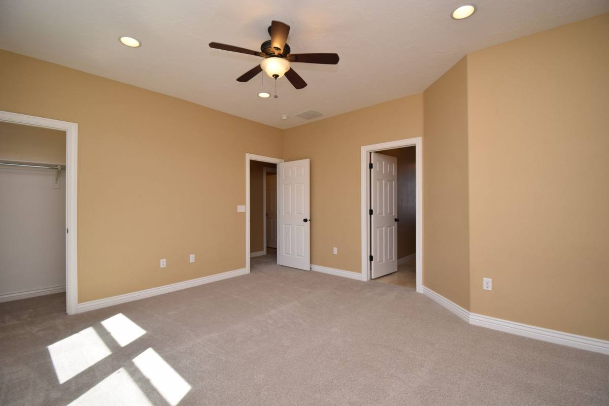 House for rent at 913 Delorean Lane, Midvale, UT 84047