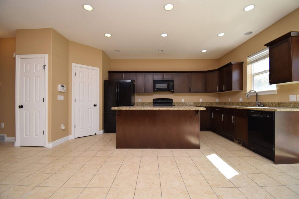 House for rent at 913 Delorean Lane, Midvale, UT 84047