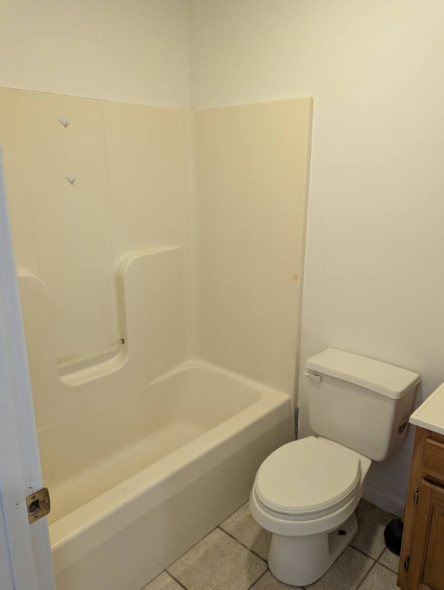 Apartment for rent at 1136 Allegheny St #1, Jersey Shore, PA 17740