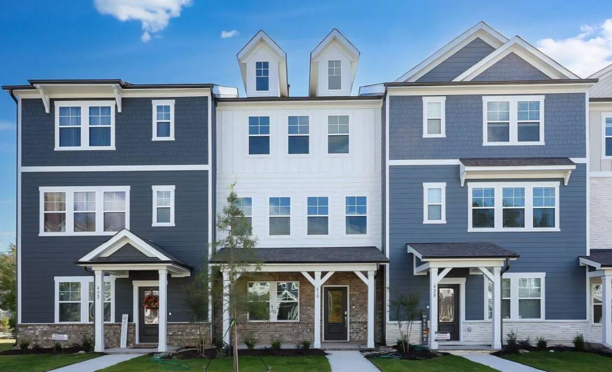 Townhouse for rent at 430 Rowe Way, Knightdale, NC 27545