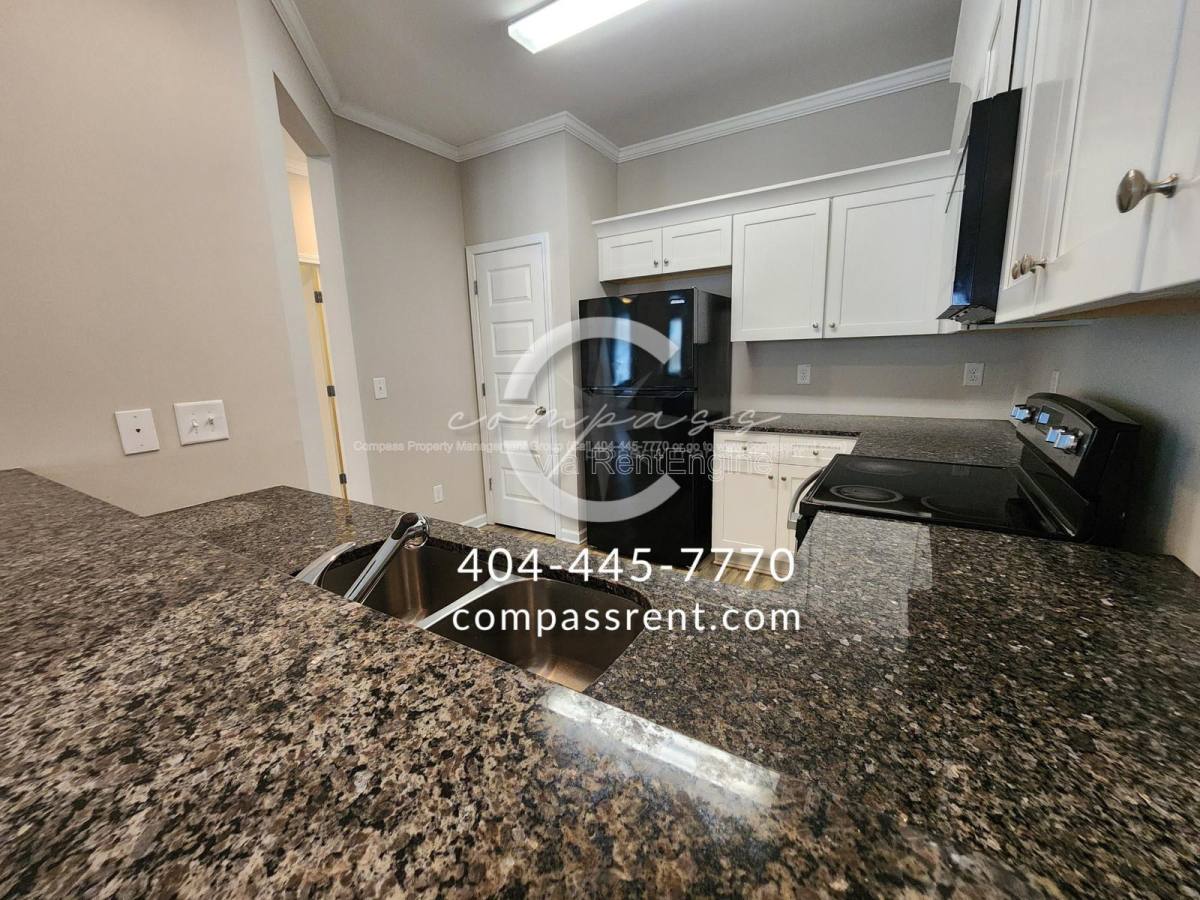 Townhouse for rent at 206 Lyndon Way NW, Cartersville, GA 30121
