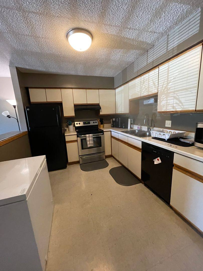 Townhouse for rent at 2534 Candle Crest Circle, Manhattan, KS 66503