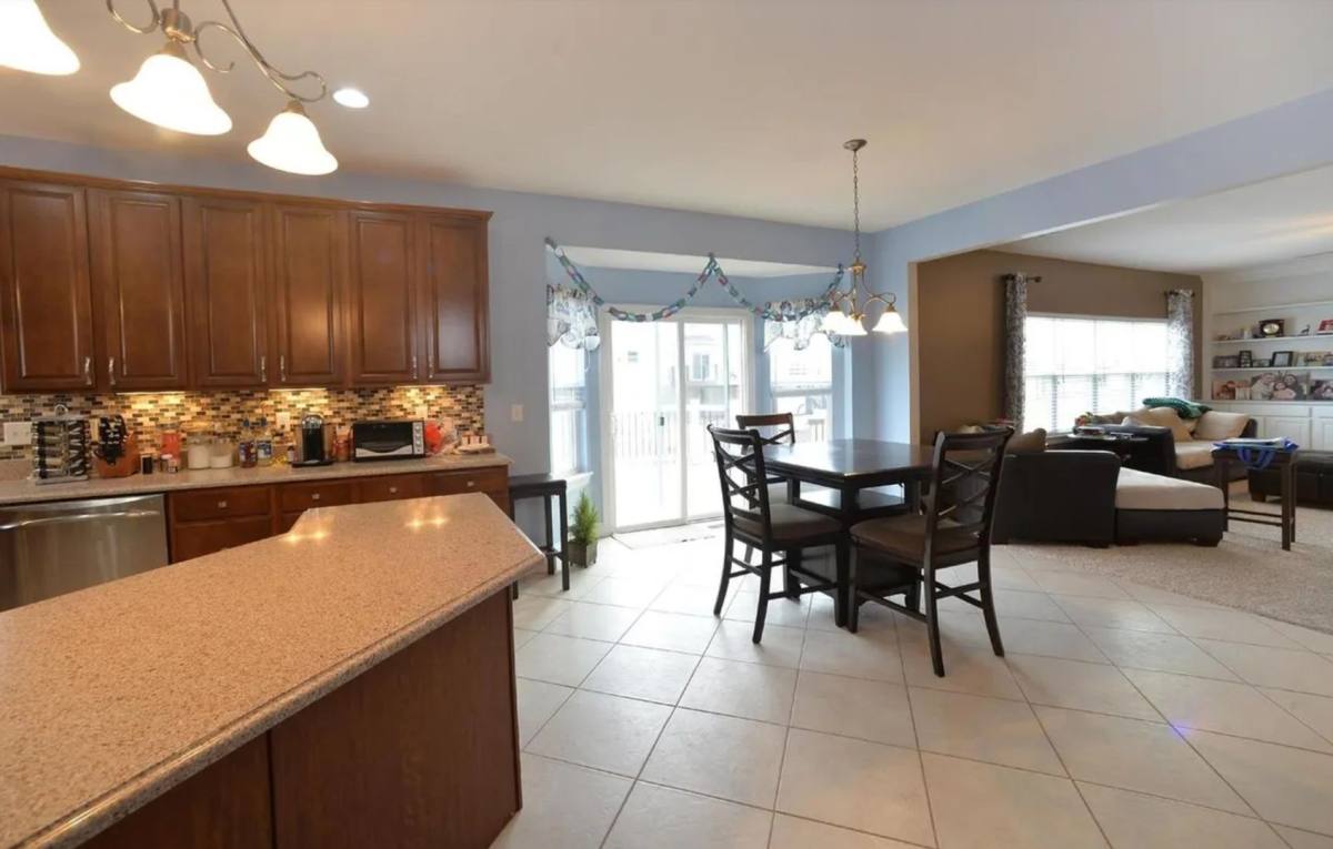 House for rent at 1425 Red Oak Plantation Dr, Ballwin, MO 63021