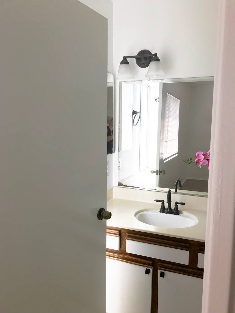 Townhouse for rent at 11377 Osborne Place, Sylmar, CA 91342