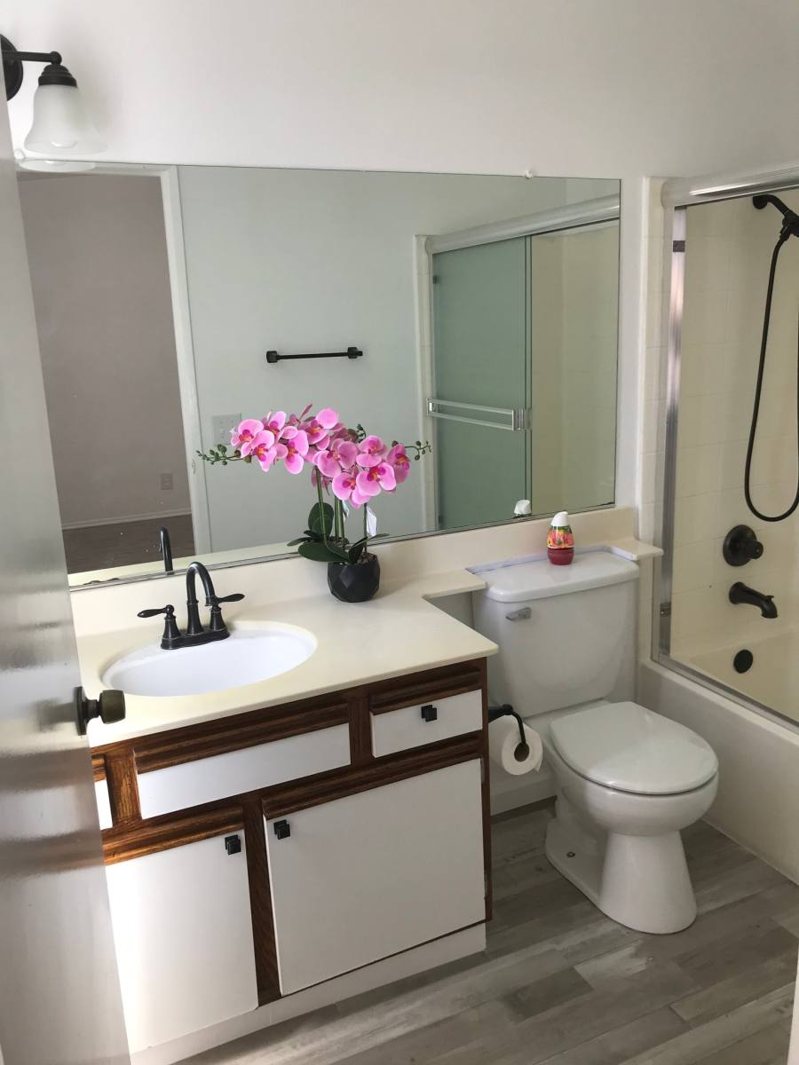 Townhouse for rent at 11377 Osborne Place, Sylmar, CA 91342