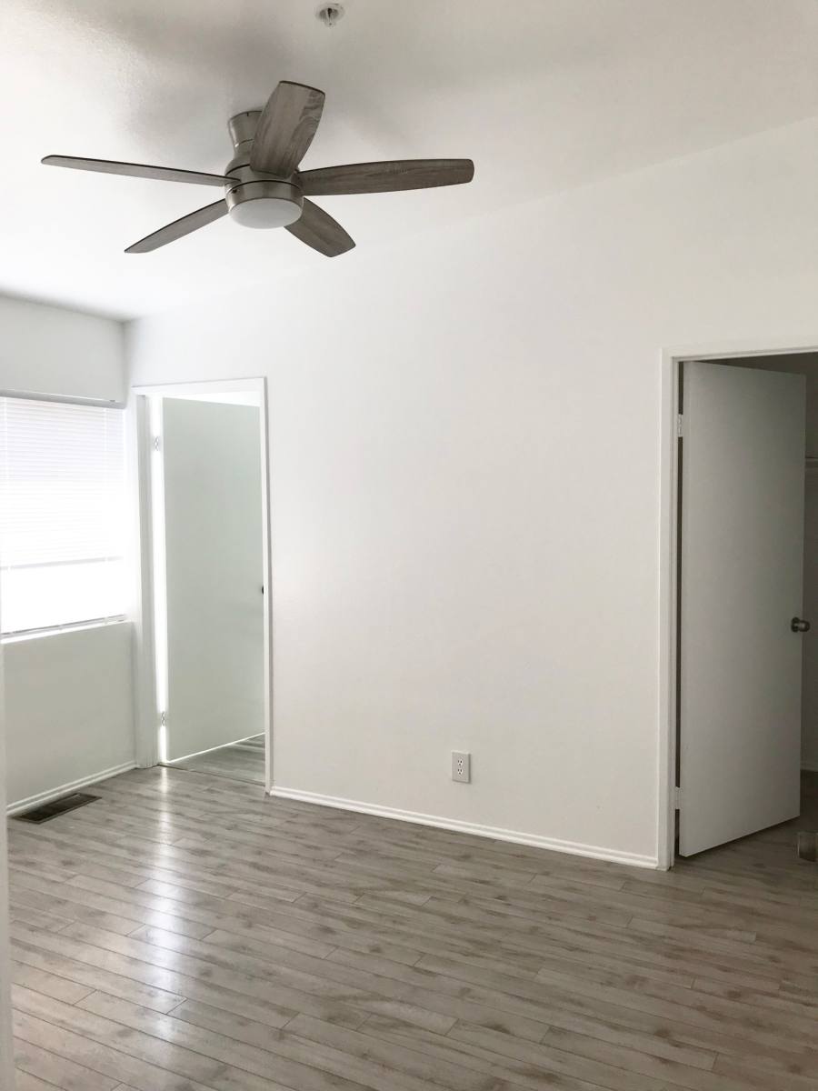 Townhouse for rent at 11377 Osborne Place, Sylmar, CA 91342