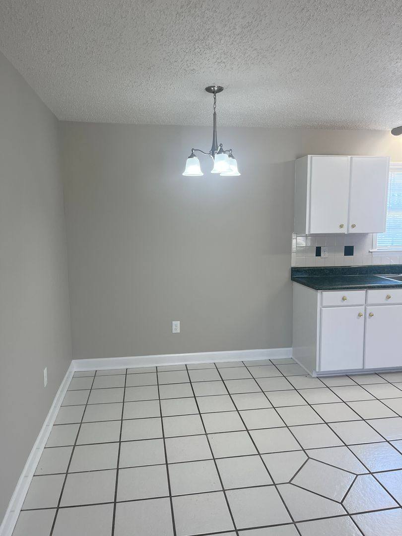 House for rent at 490 Bernice Snow Rd, Greer, SC 29651