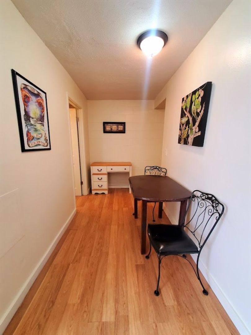 Apartment for rent at 3903 W Gadsden St #C, Pensacola, FL 32505