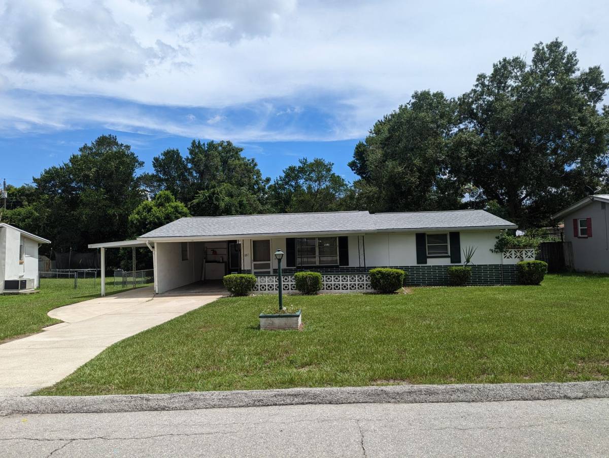 House for rent at 23 N Lee St, Beverly Hills, FL 34465