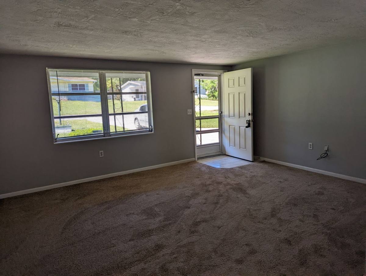 House for rent at 23 N Lee St, Beverly Hills, FL 34465