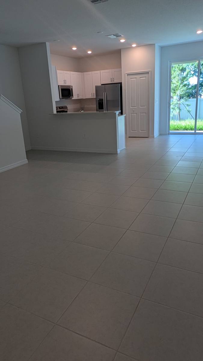 Townhouse for rent at 17247 Southern Haven Dr, Wimauma, FL 33598