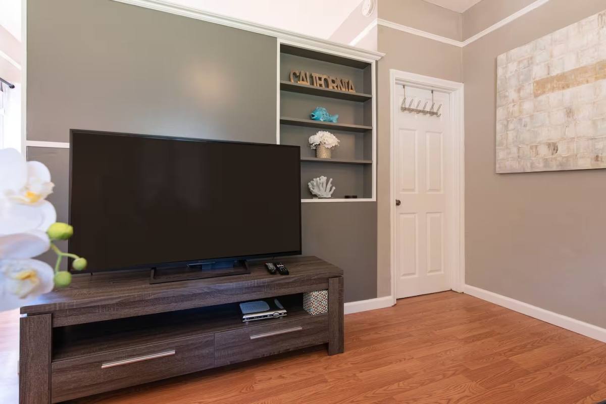 Apartment for rent at 77 W Glenarm St #79, Pasadena, CA 91105