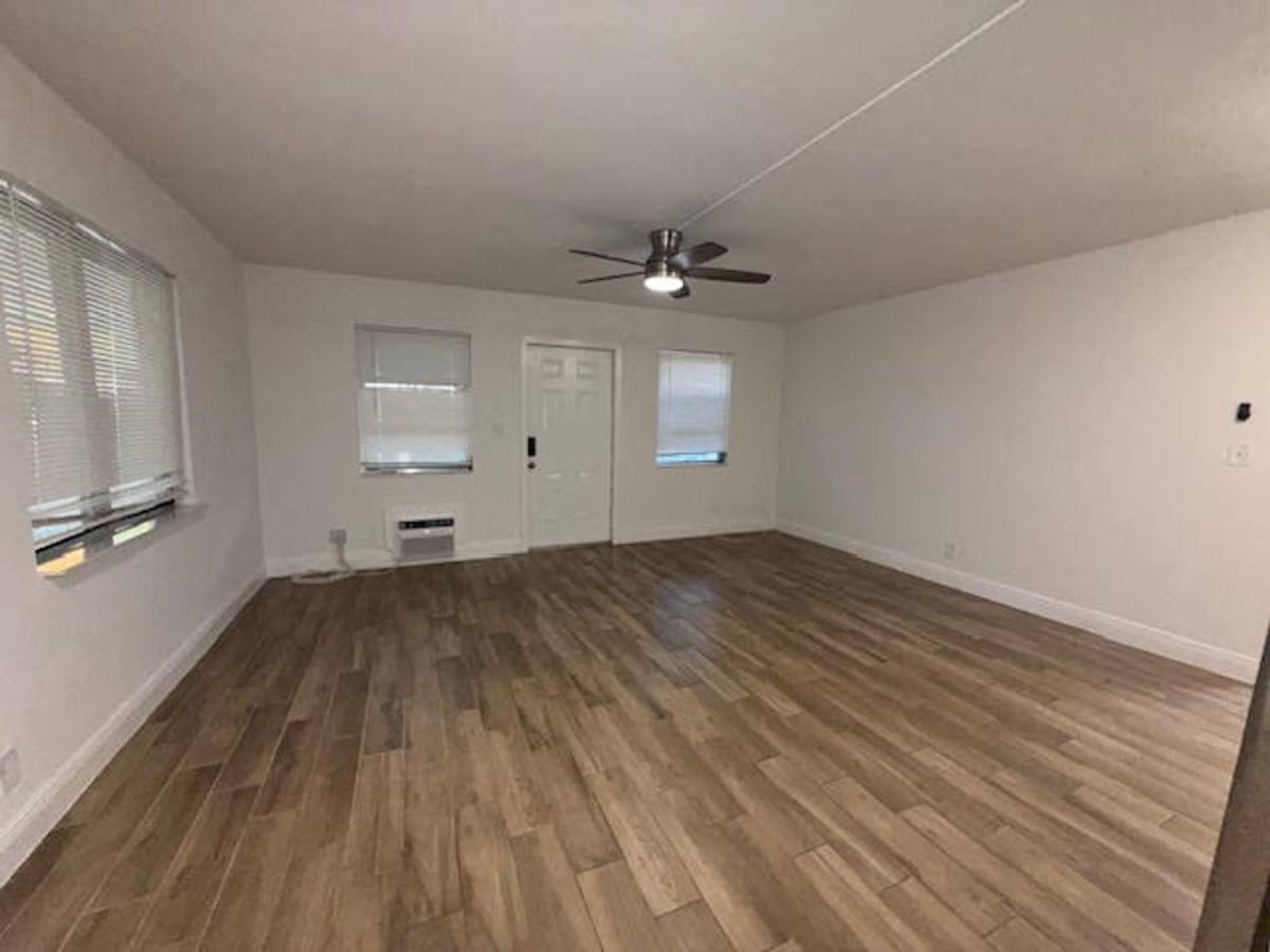 Apartment for rent at 3860 NE 23 Ave, Pompano Beach, FL 33064