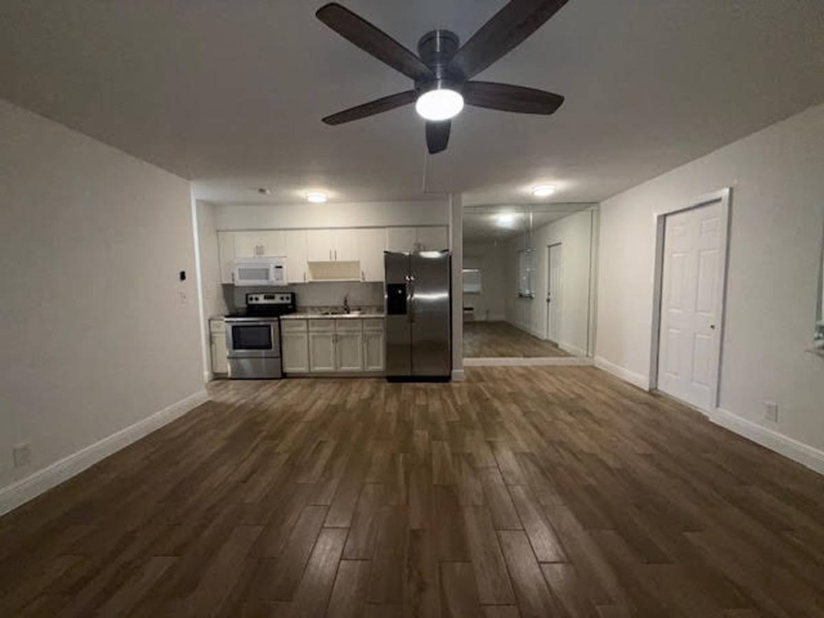 Apartment for rent at 3860 NE 23 Ave, Pompano Beach, FL 33064
