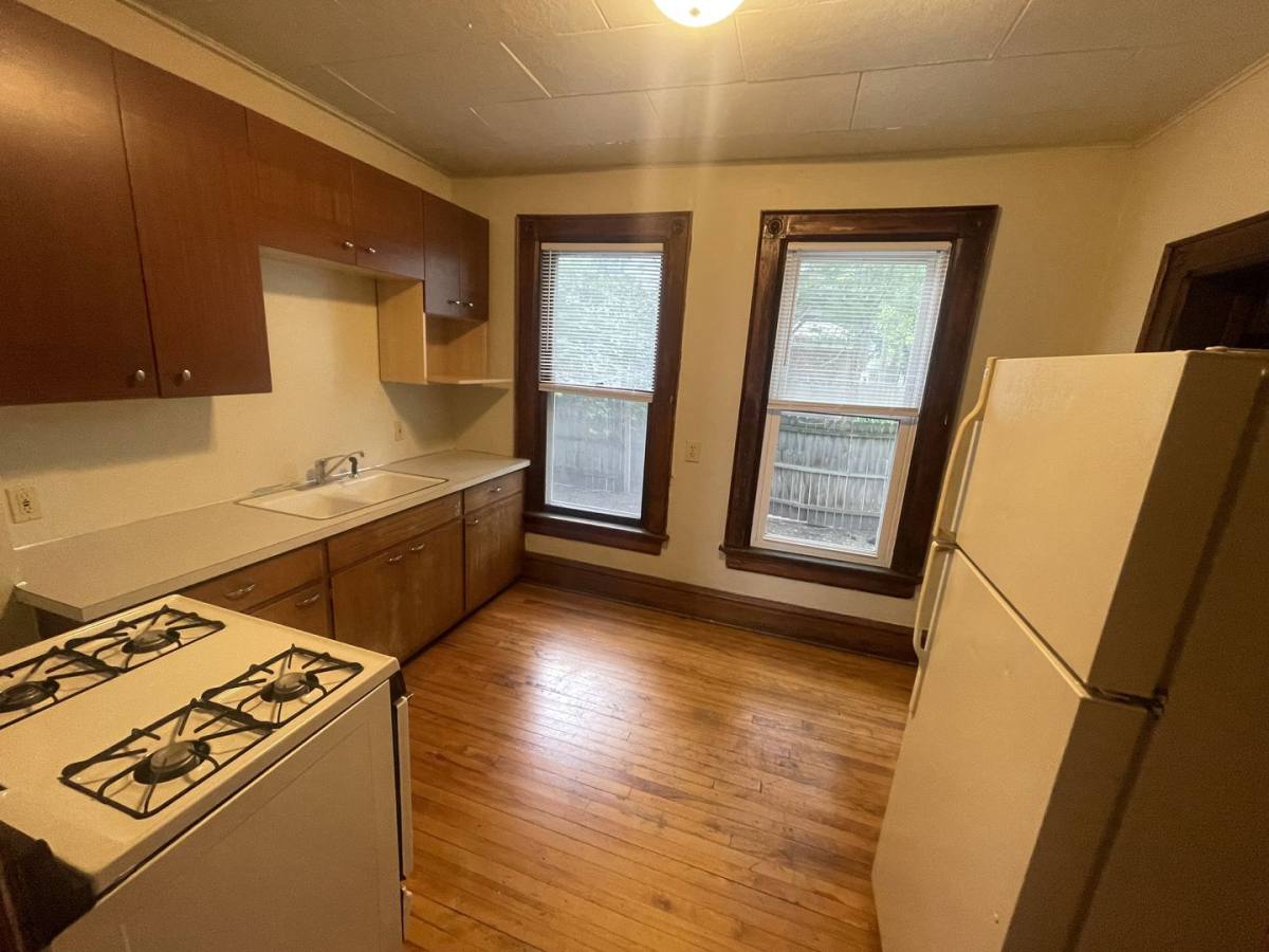 Apartment for rent at 637 Franklin St, Oshkosh, WI 54901