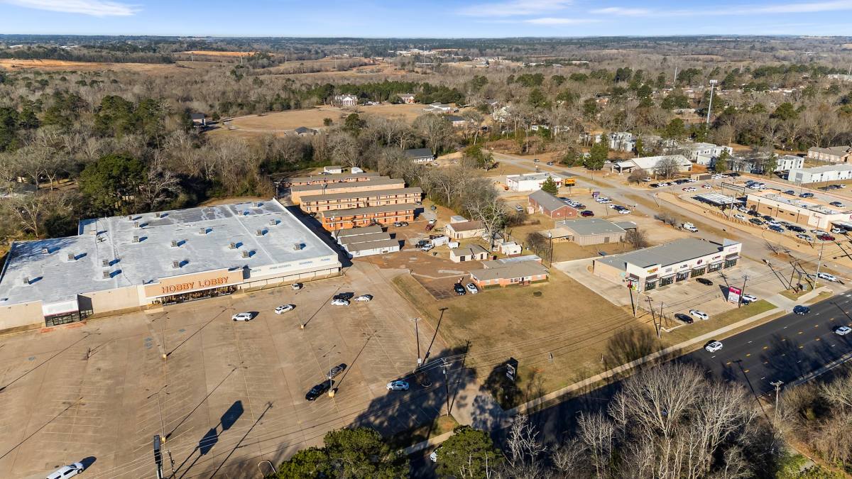 Apartment for rent at 206 Parmley Dr #20, Nacogdoches, TX 75965