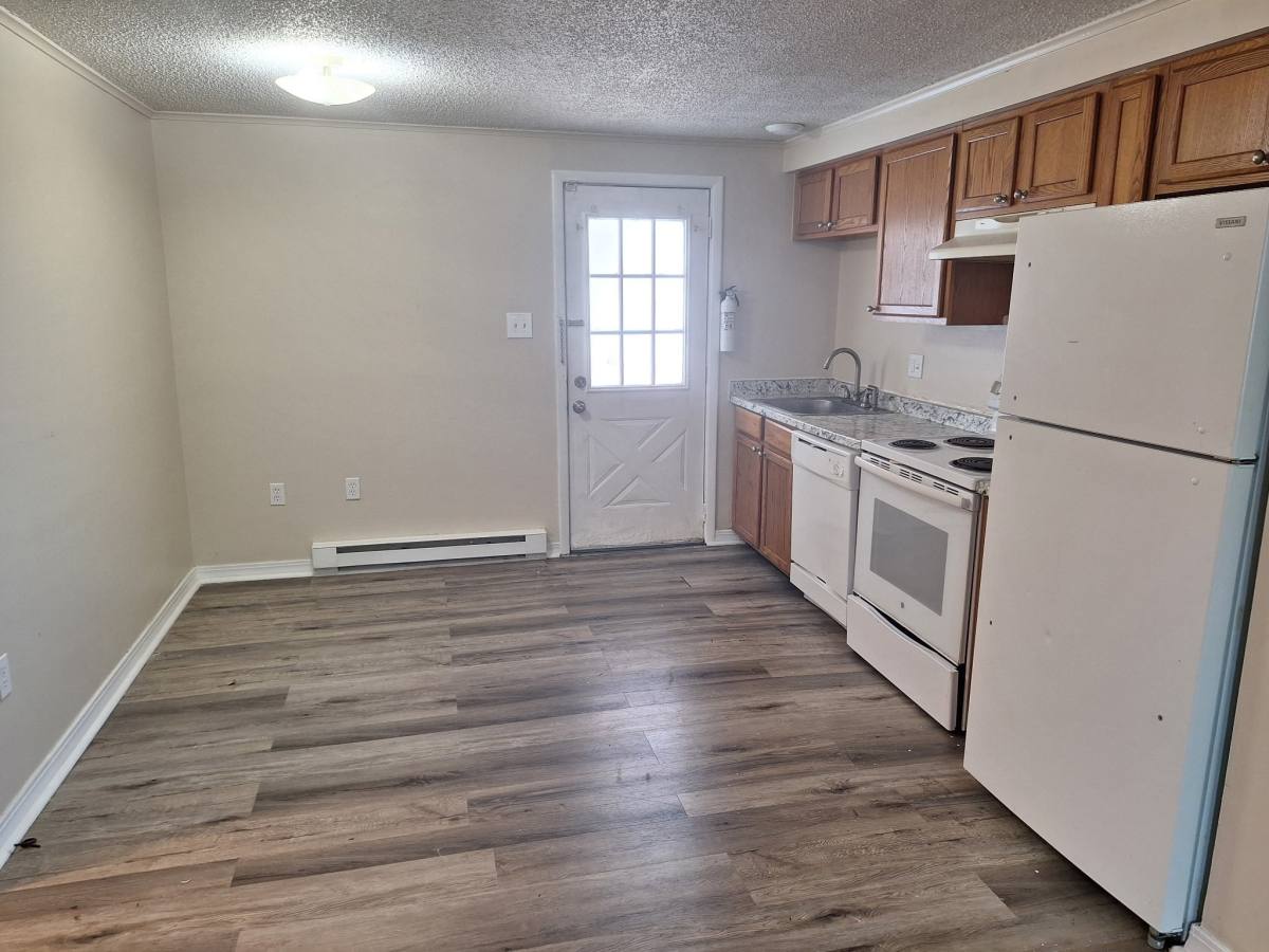 Townhouse for rent at 101 Cleveland St, New Bedford, MA 02744