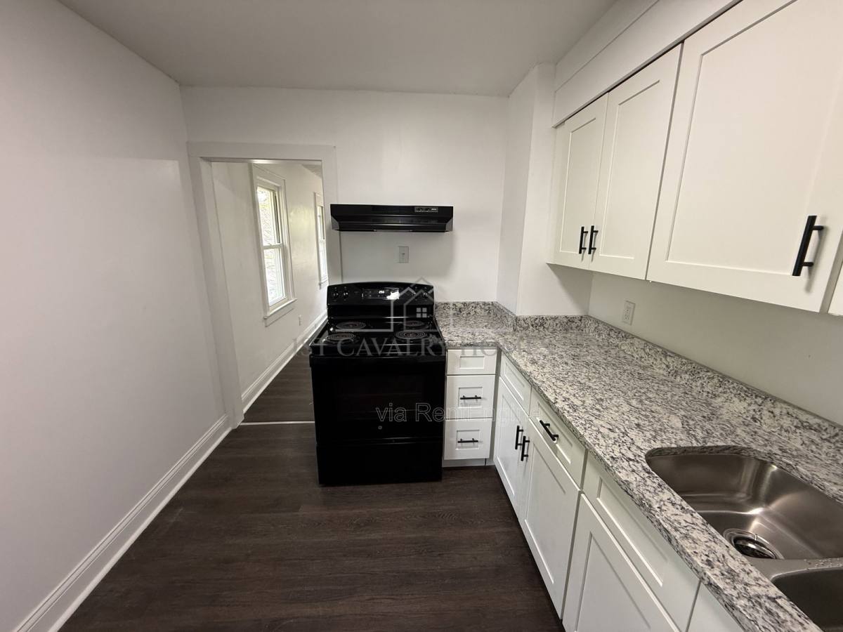 Apartment for rent at 778 Ravenswood St, Akron, OH 44306
